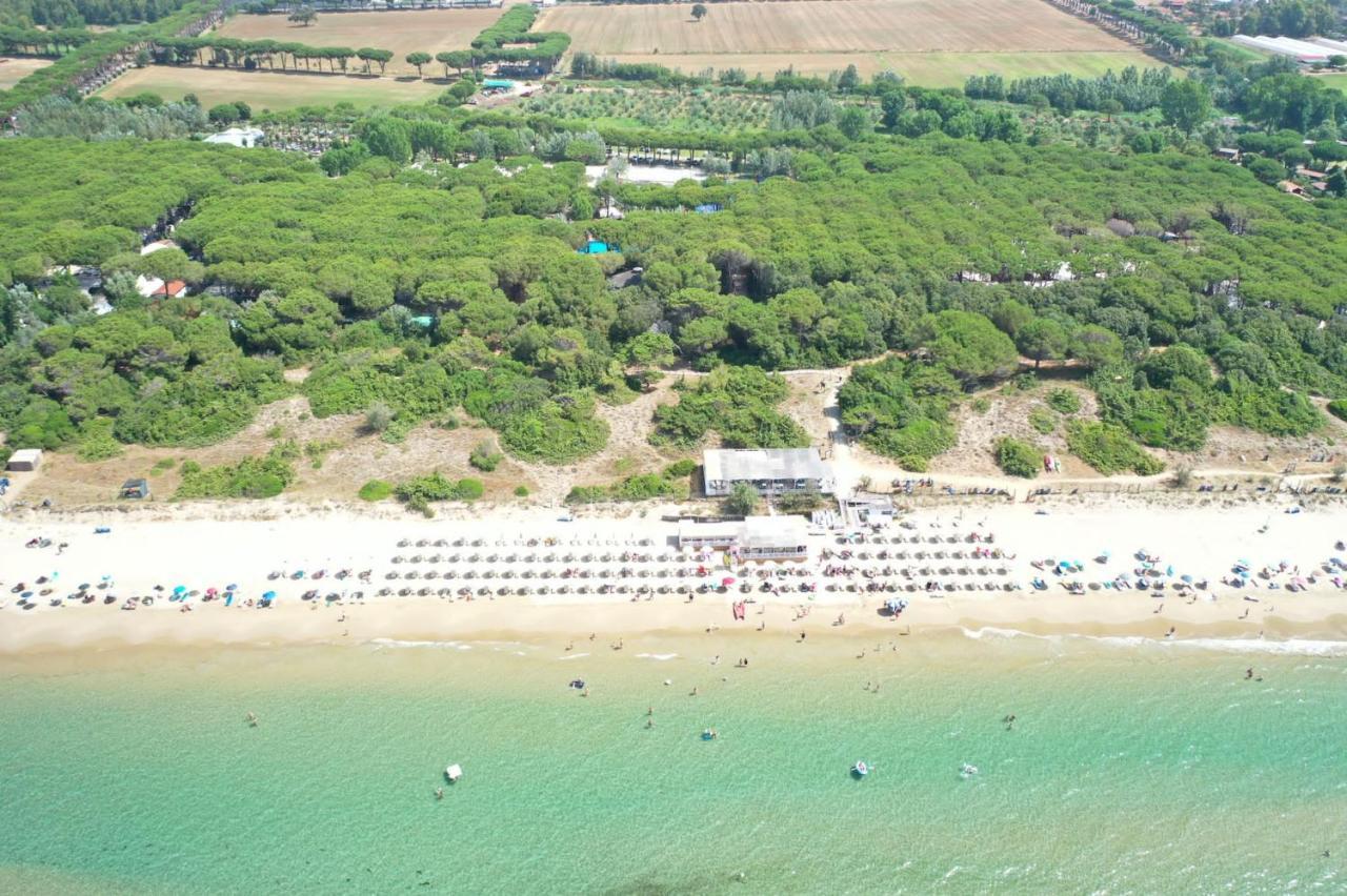 Le Dune Villaggio Lido Di Fondi Bagian luar foto