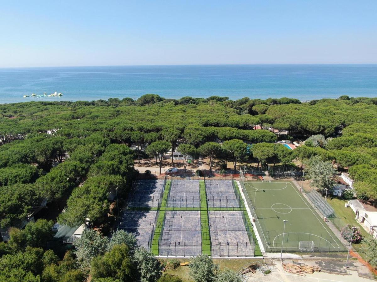 Le Dune Villaggio Lido Di Fondi Bagian luar foto